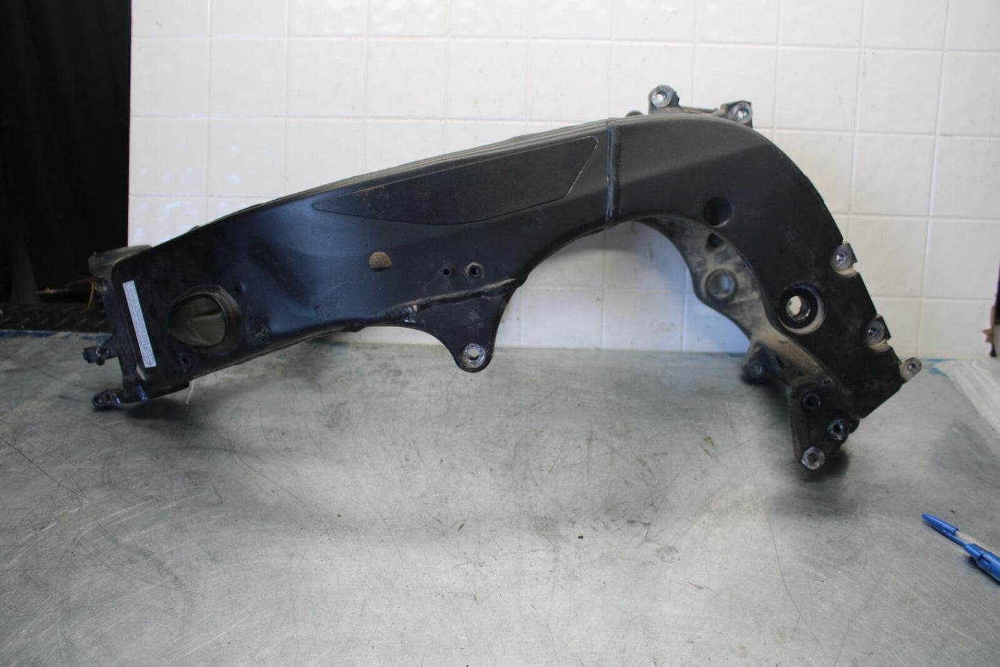 07-08 YAMAHA YZF R1 FRAME CHASSIS BB425