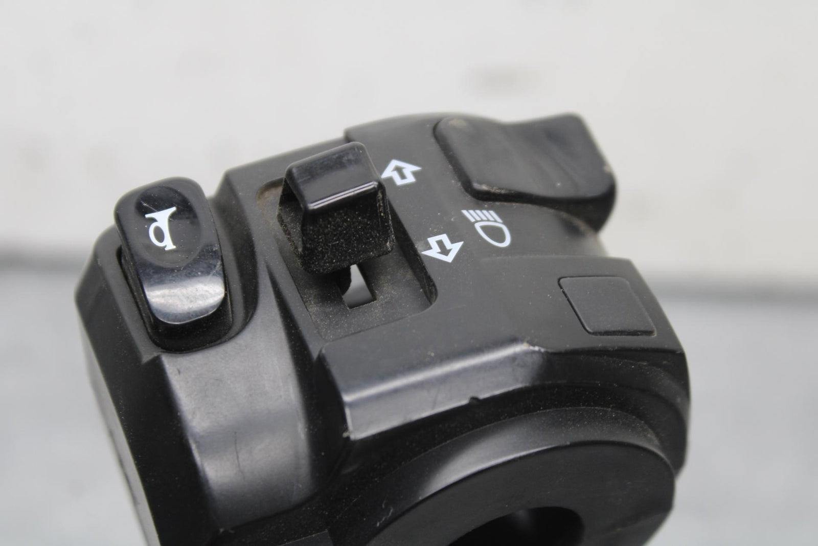 15-16 KAWASAKI EX300 LEFT CLIP ON HANDLE HORN SIGNALS SWITCH  BB635