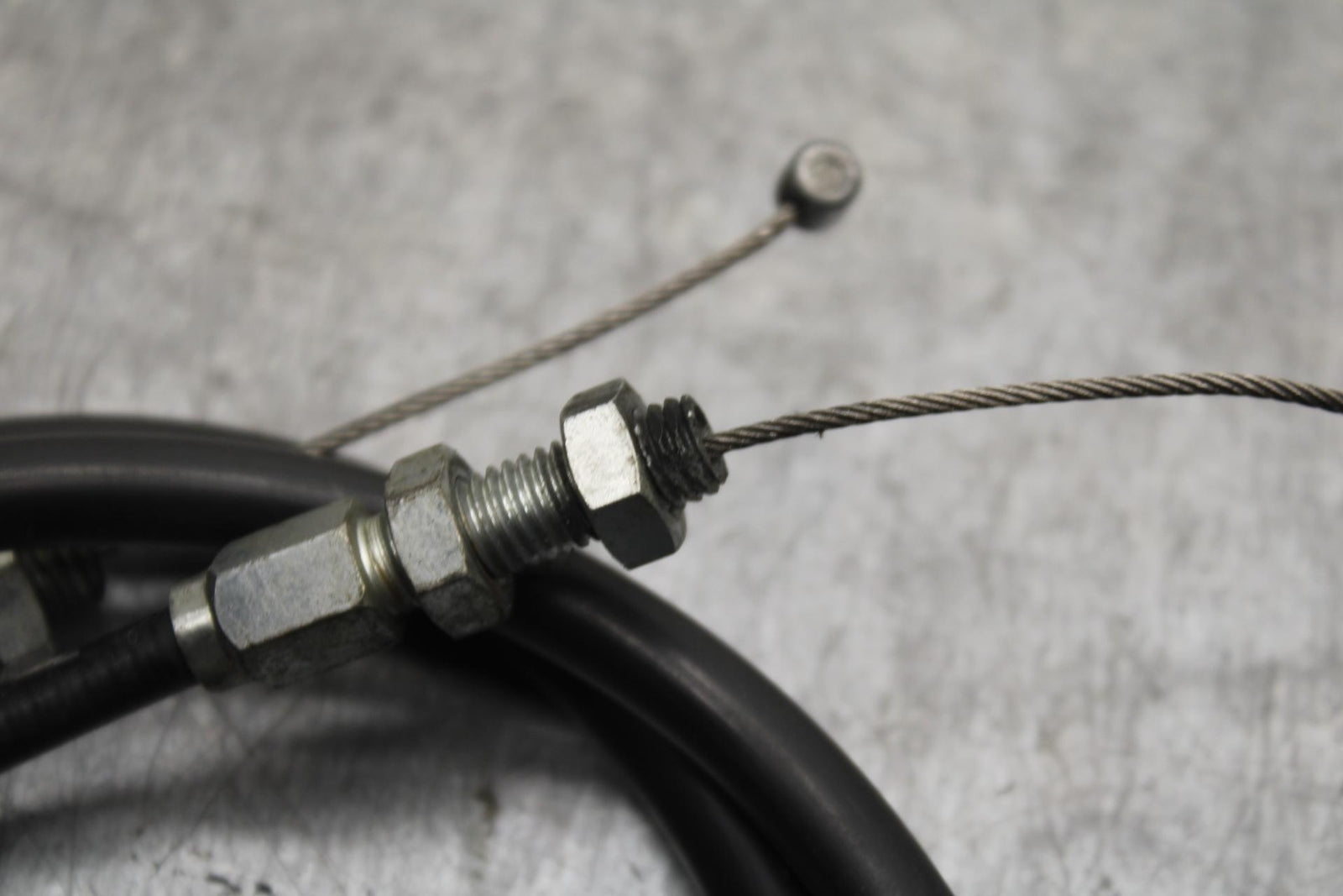 01 SUZUKI GSXR1000 THROTTLE CABLES LINES BB100 #B