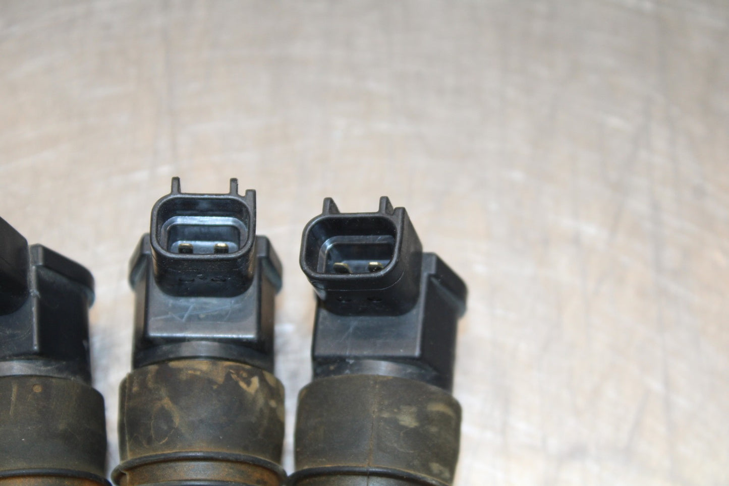 07 SUZUKI GSXR1000 IGNITION COILS COIL SPARK PLUG CAPS 33410-35F10 BB770
