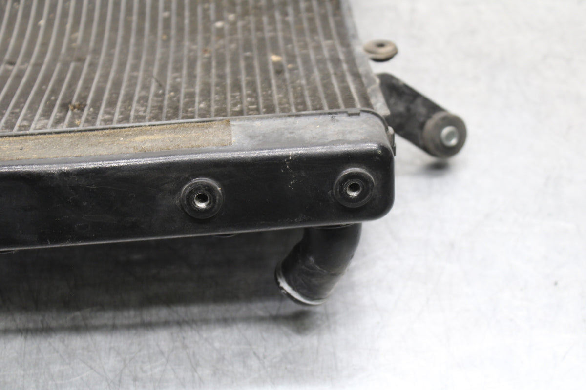 06 YAMAHA YZF R6 ENGINE RADIATOR MOTOR COOLER RADIATER 2C0-12461-00-00 BB716