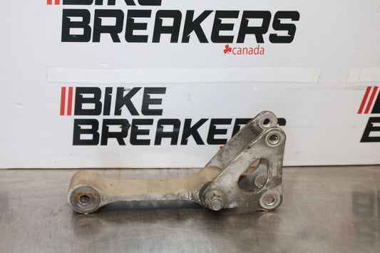 18 SUZUKI GSXR750 REAR DOGBONE SHOCK LINKAGE LINK BB891