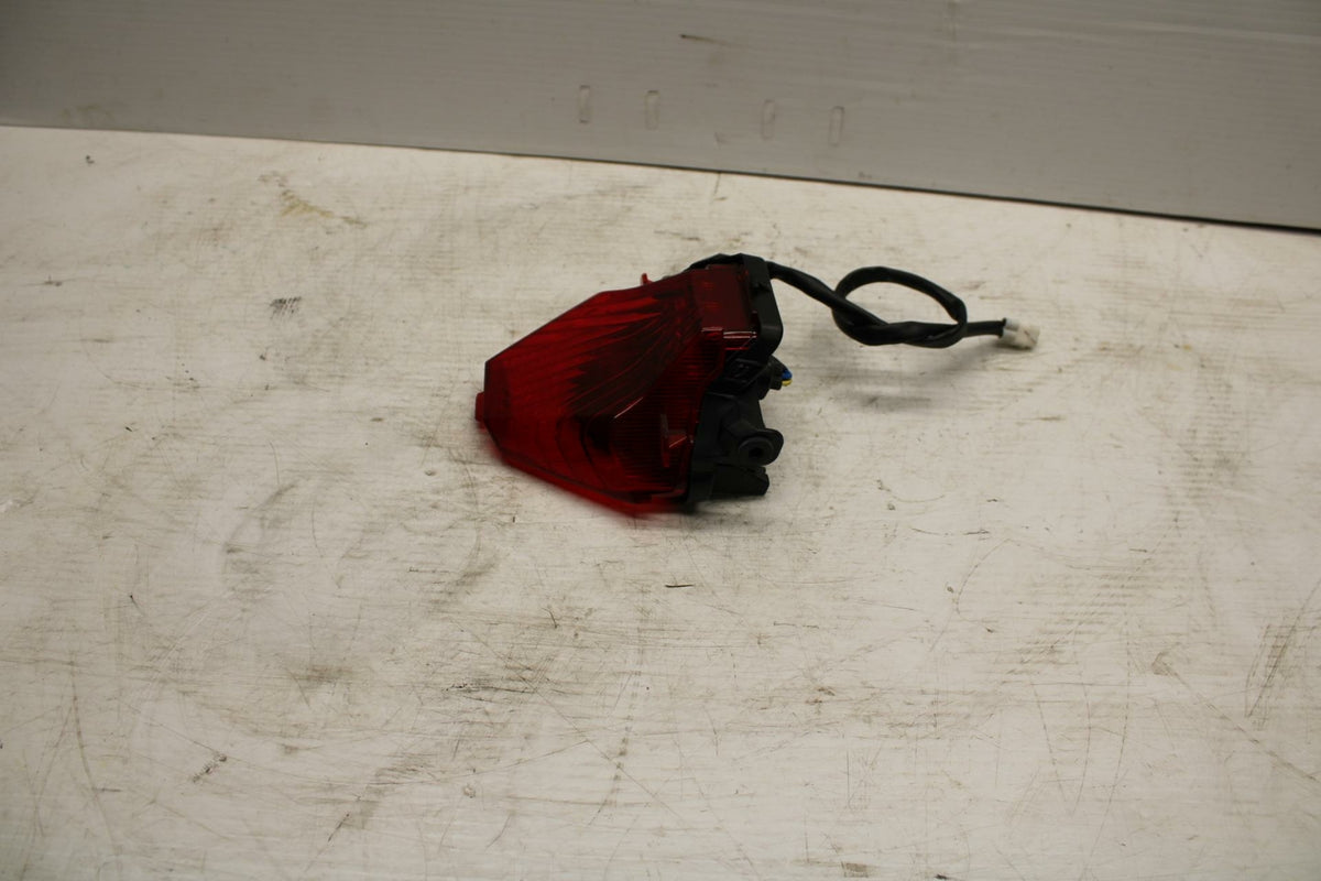 15-17 YAMAHA YZF R3 REAR TAIL TAILLIGHT BACK BRAKE LIGHT 1WD-H4710-00-00 BB293