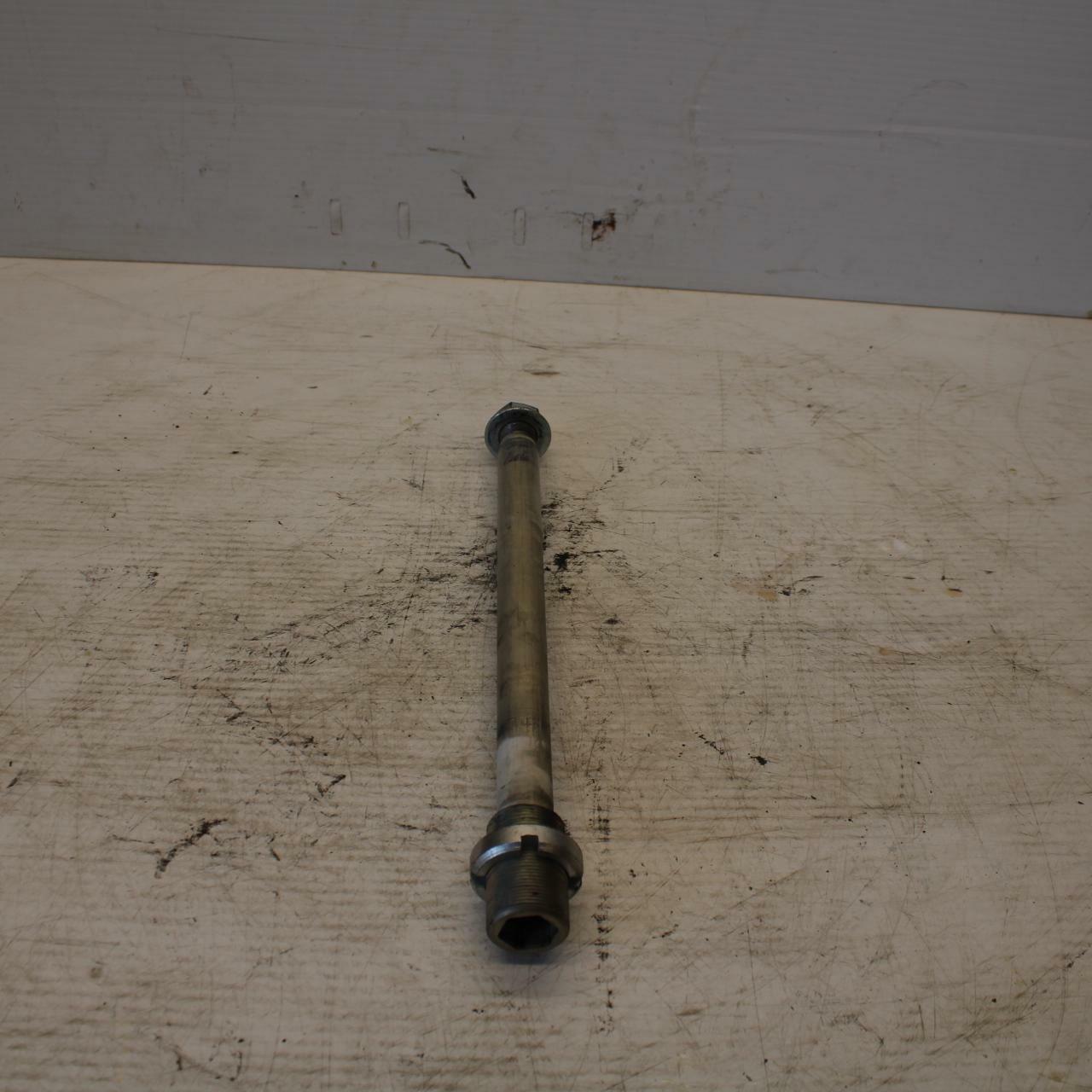 11-17 SUZUKI GSXR750 REAR SWINGARM BOLT SUSPENSION PIVOT AXLE 61211-01H00 BB306