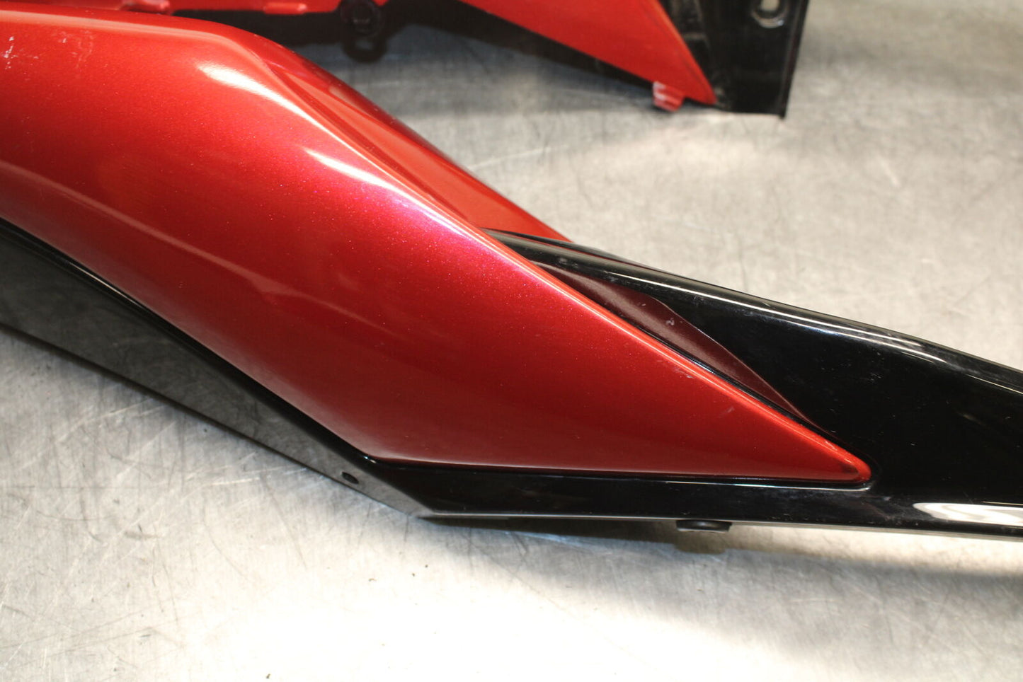 08-10 SUZUKI GSXR 600  REAR BACK TAIL FAIRING COWL SHROUD SET BB101