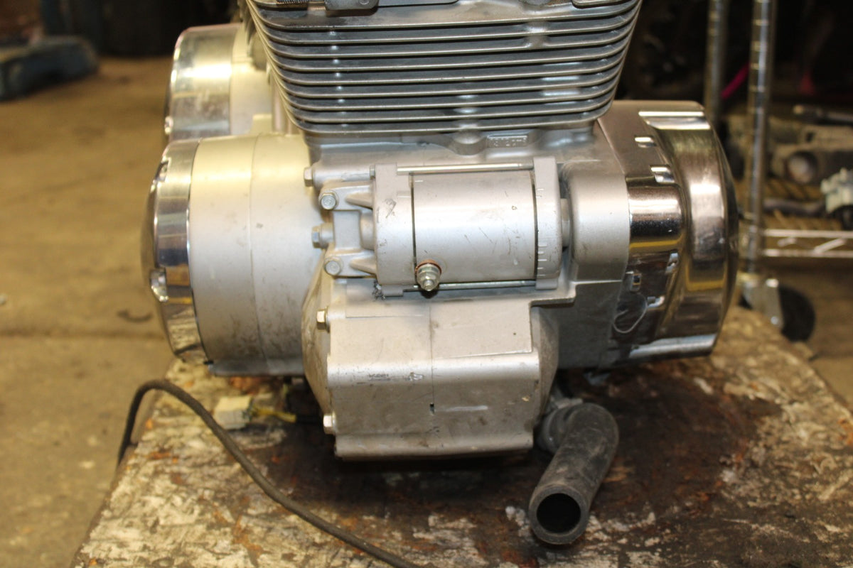 07 HONDA VTX1300R ENGINE MOTOR BB825