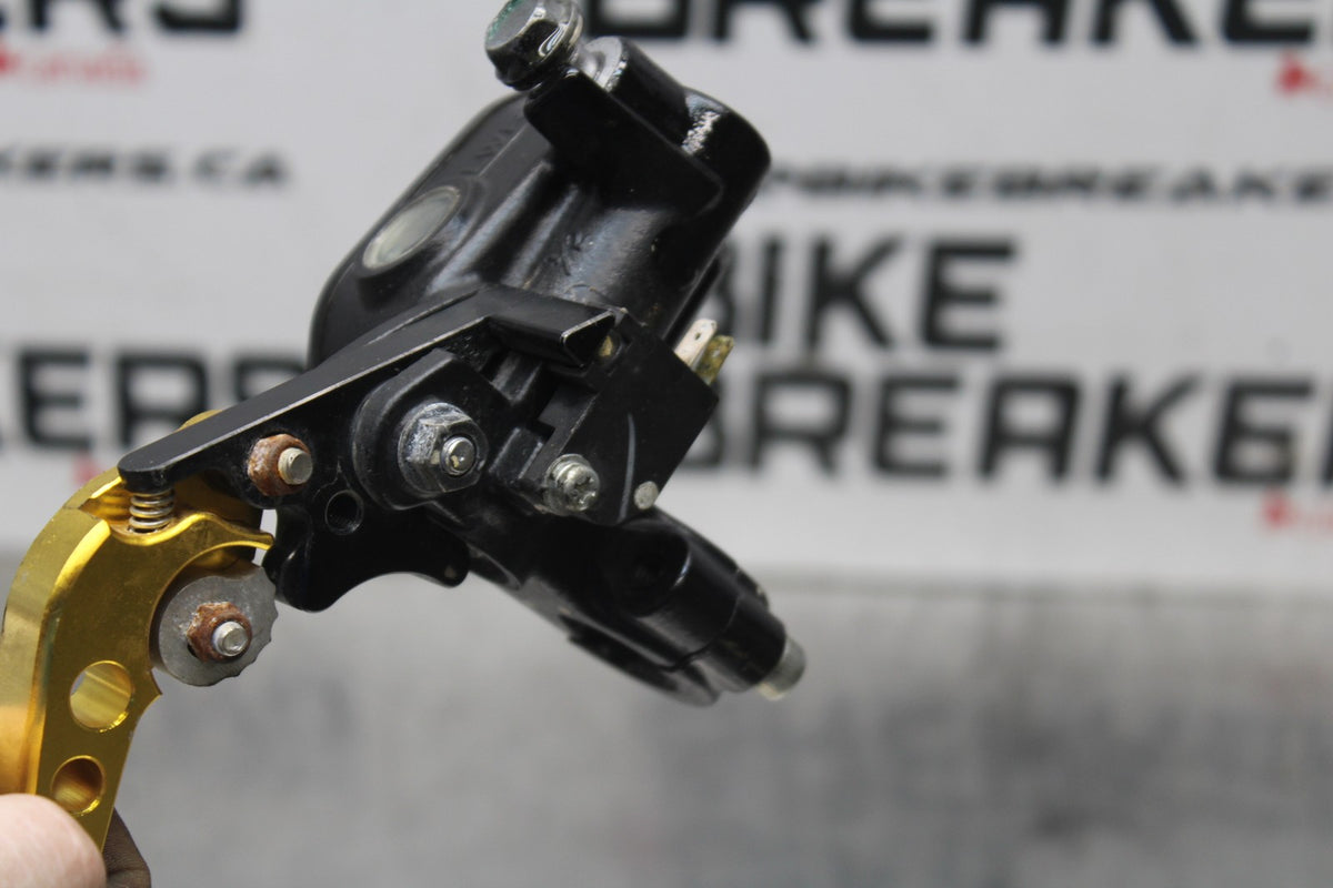 18-23 KAWASAKI NINJA 400 EX400 ABS FRONT BRAKE MASTER CYLINDER w/ LEVER BB795