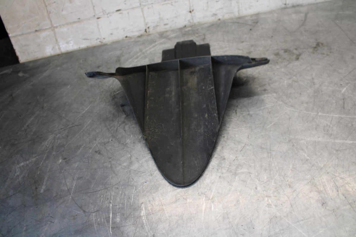 2011 Honda CBR600RR REAR BACK WHEEL TIRE HUGGER FENDER 80120-MFJ-A40 BB520