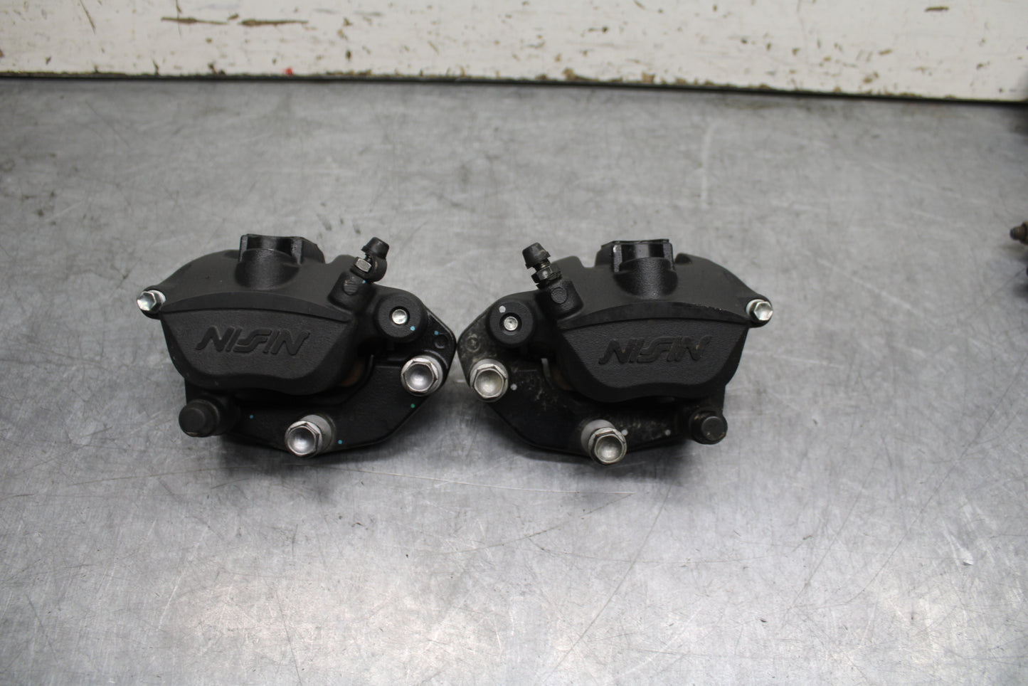 18-24 KAWASAKI NINJA 650 RIGHT LEFT FRONT BRAKE CALIPER SET PAIR CALIPERS BB725