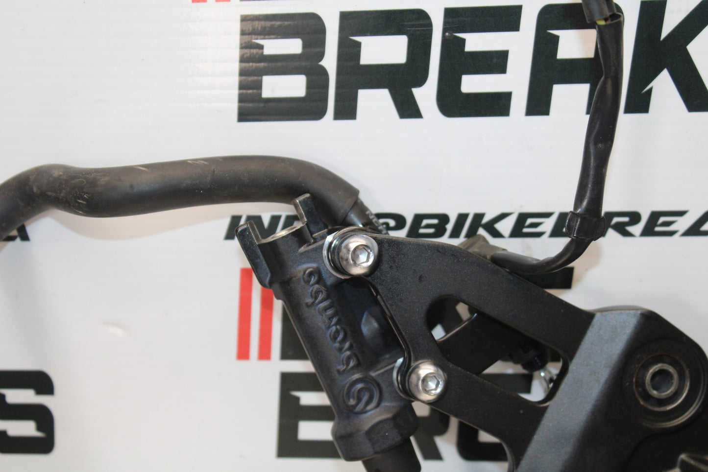 23-24 YAMAHA MT-07 RIGHT REARSET REAR SET DRIVER FOOT PEG REST STOP BB194