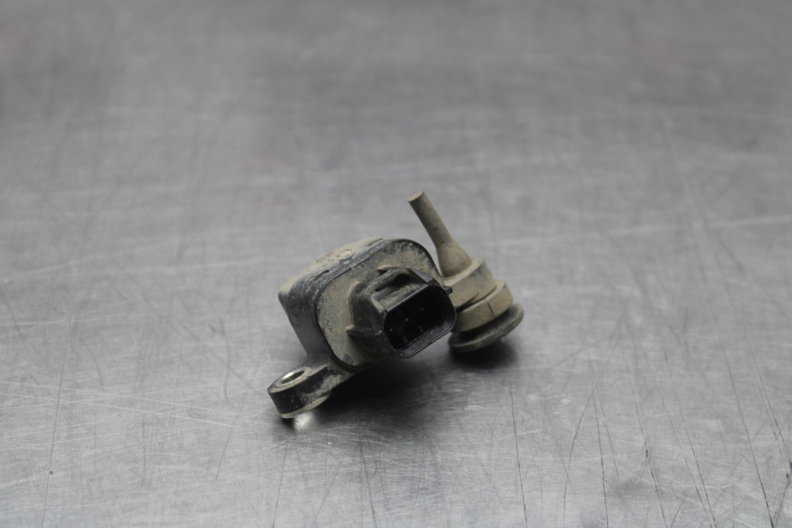 09-10 KAWASAKI ER-6N TIP OVER BANK ANGLE CRASH SENSOR SWITCH  BB205