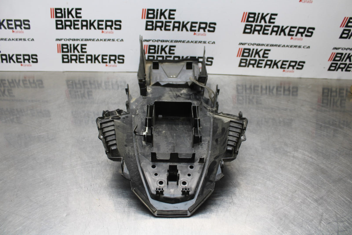 13-17 KAWASAKI NINJA 300 EX300 REAR TAIL UNDERTAIL BATTERY TRAY PLASTIC BB187