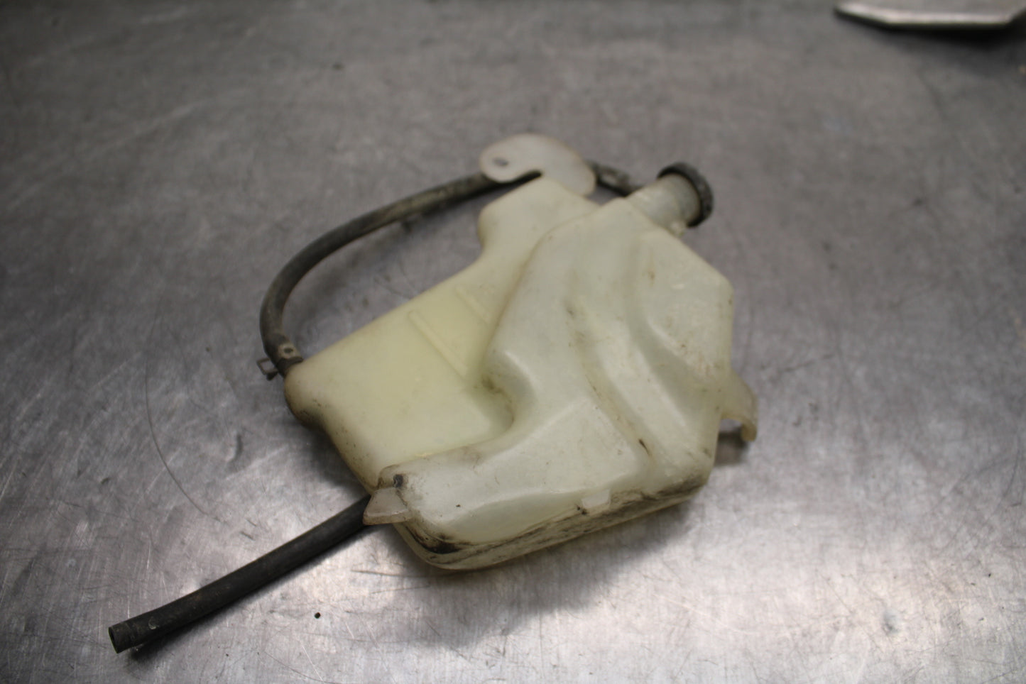 03 SUZUKI SV650S COOLANT WATER TANK RESERVOIR BOTTLE BB130