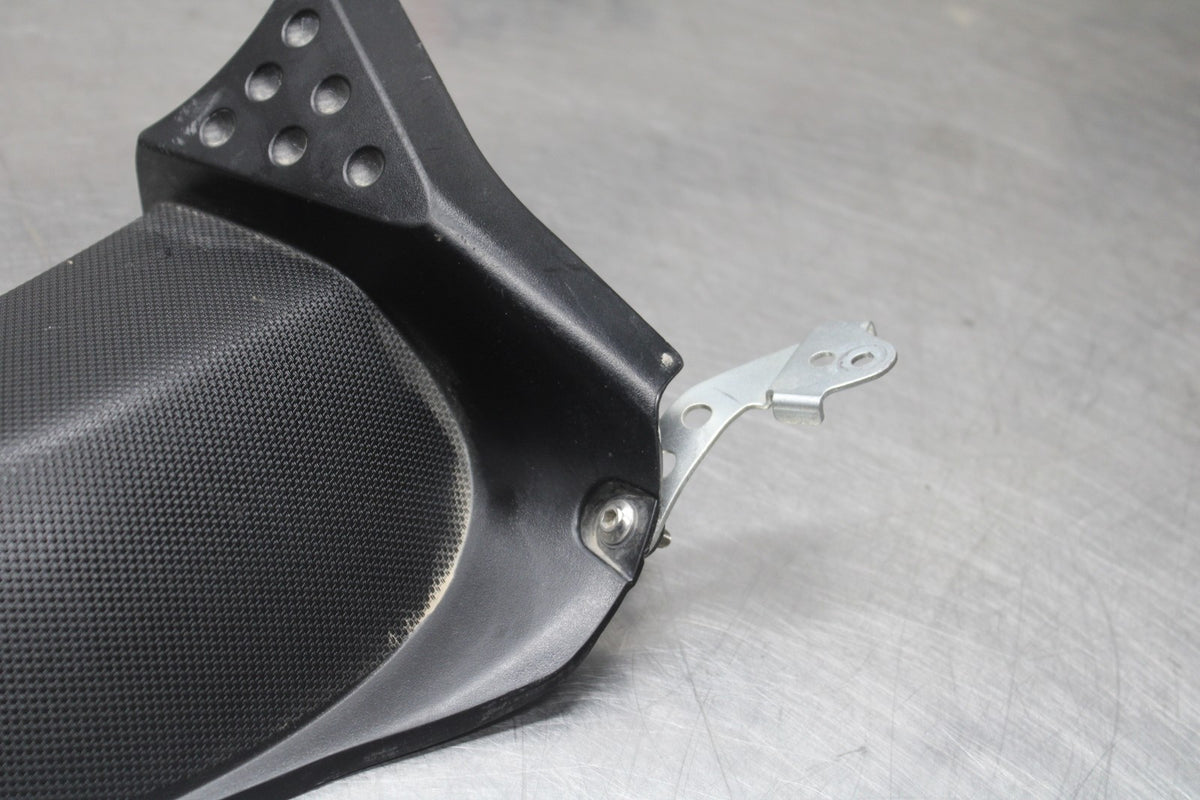 08 KAWASAKI NINJA ZX10R RIGHT INNER FAIRING COWL PANEL TRIM OEM BB932