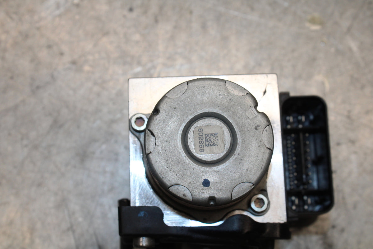 19-21 TRIUMPH SPEED TWIN 1200 ABS PUMP UNIT MODULE T2021971 BB653