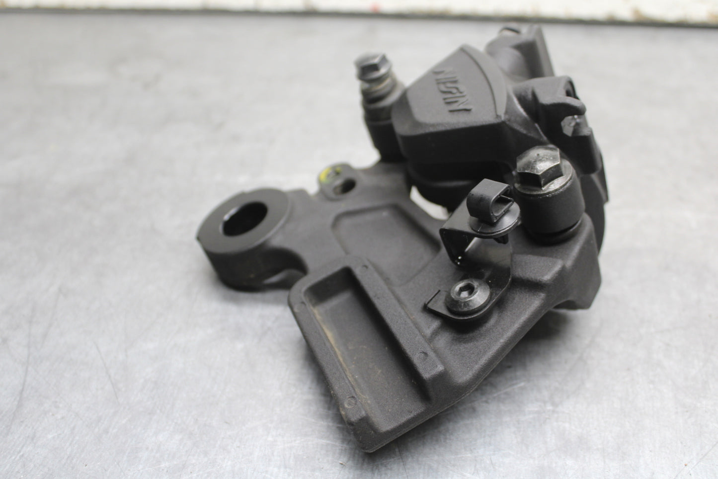 18-24 KAWASAKI NINJA 650 REAR BACK BRAKE CALIPER W MOUNT BRACKET BB725