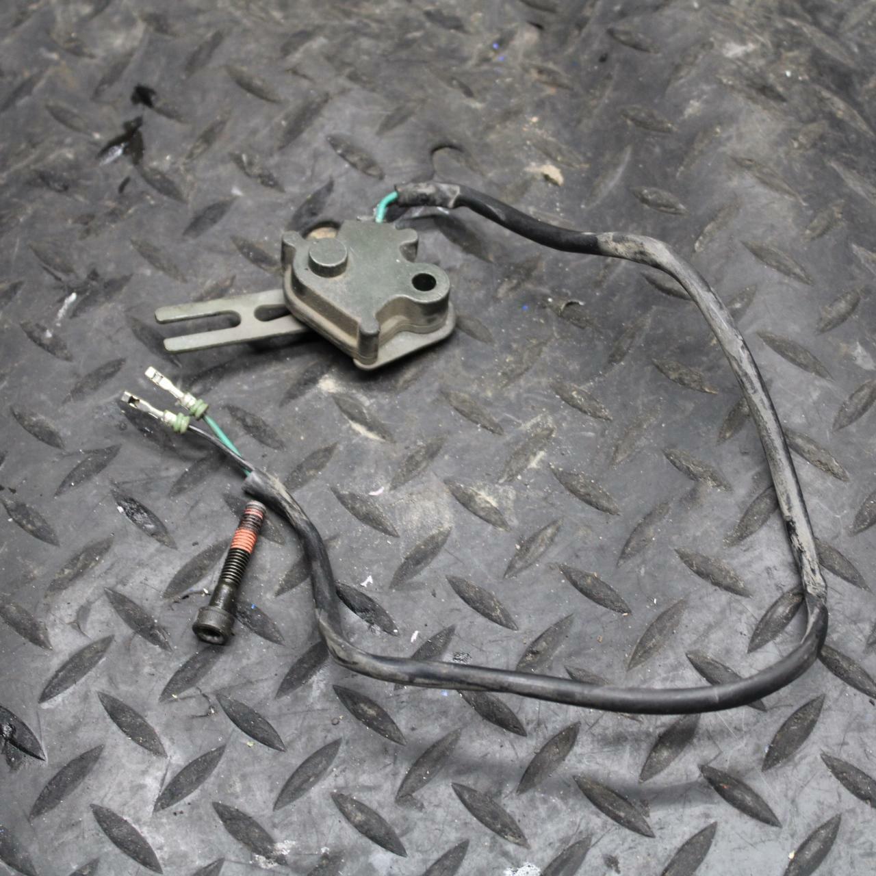 05-06 KAWASAKI VULCAN 1500 VN1500 CLASSIC KICKSTAND SIDE KICK STAND SENSOR BB220