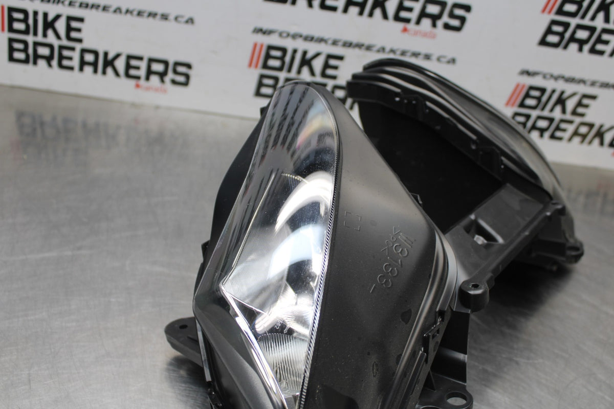 18 KAWASAKI NINJA ZX10R FRONT HEADLIGHT HEAD LIGHT LAMP BB840