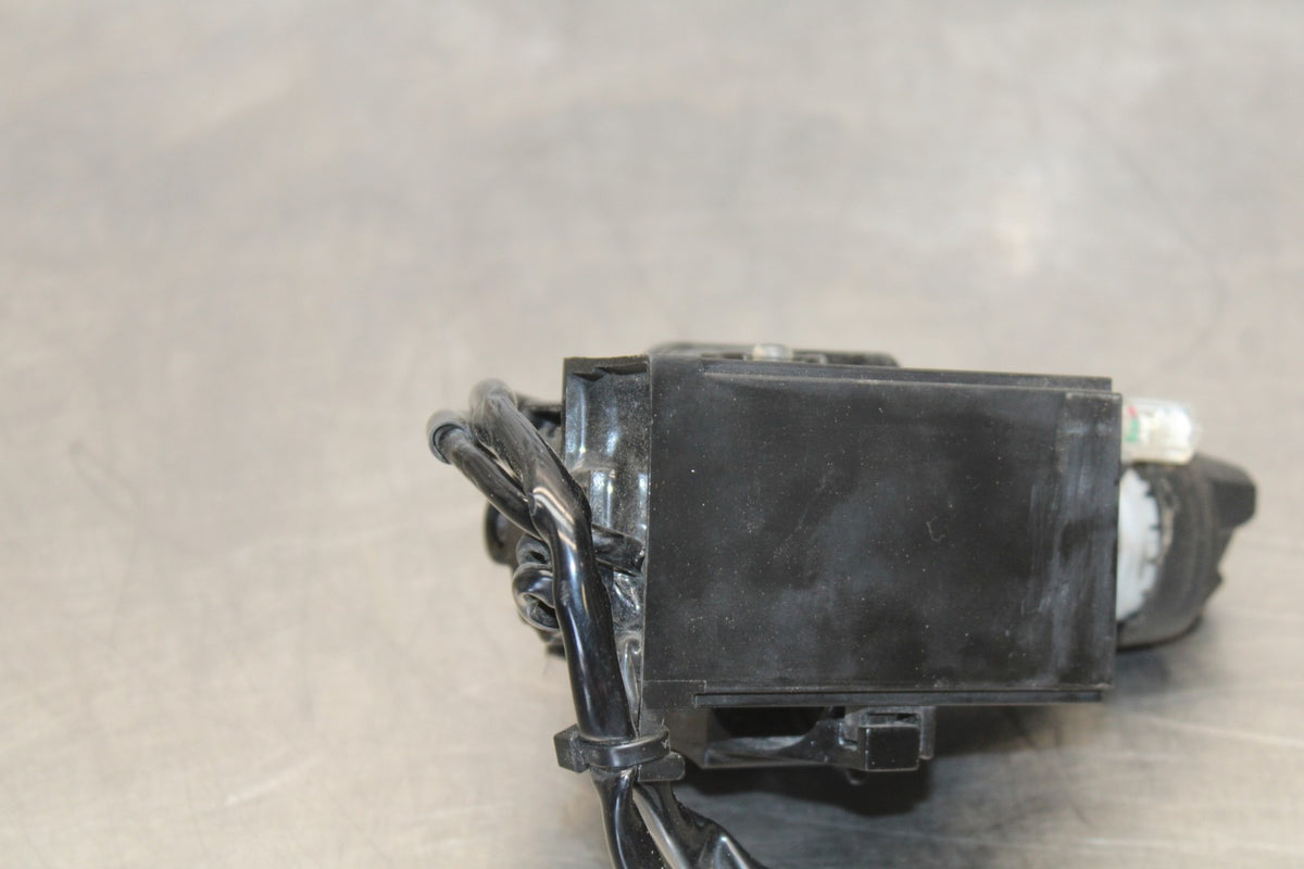 24-25 KAWASAKI NINJA 500 ABS IGNITION LOCK SEAT LOCK HELMET LOCK BB899