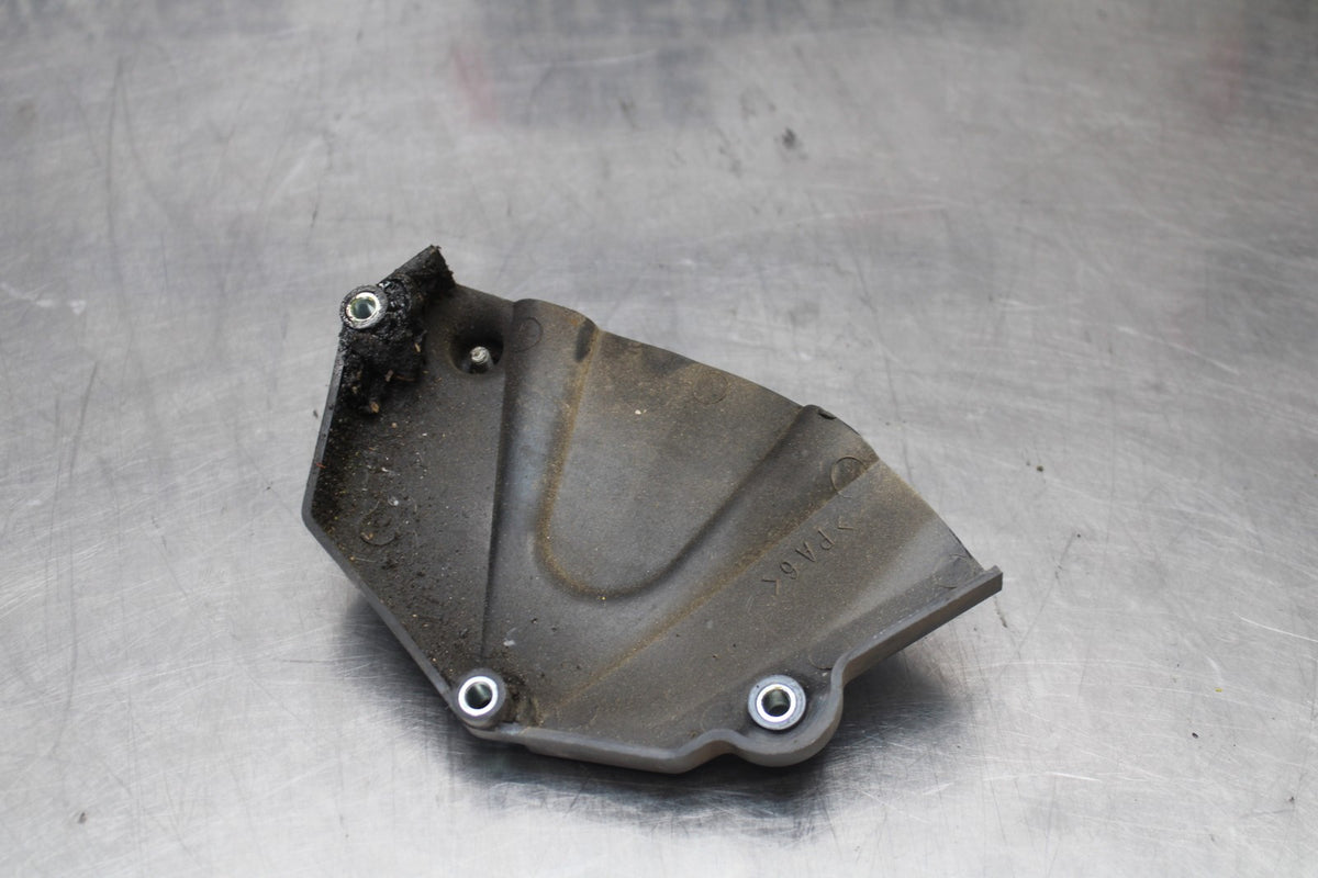 17 YAMAHA YZF R6 ENGINE SPROCKET COVER BB922