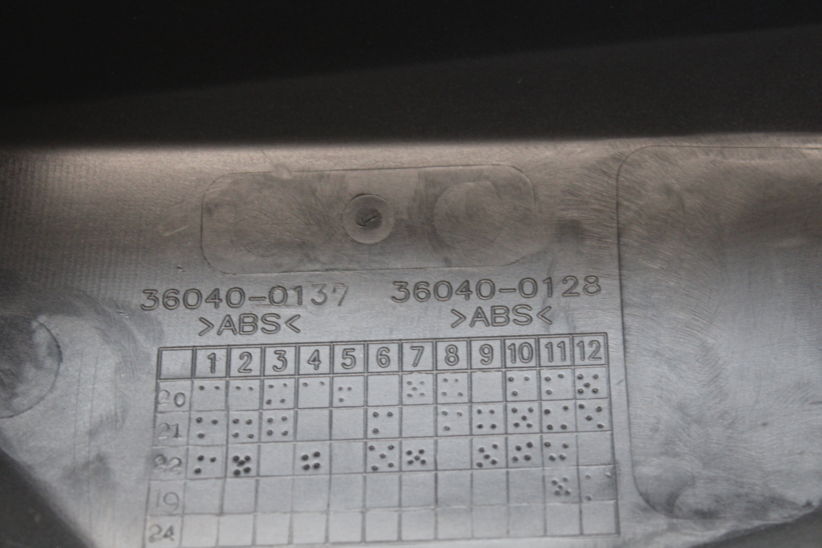 23-24 KAWASAKI NINJA ZX14R RIGHT REAR BACK TAIL FAIRING COWL SHROUD BB169