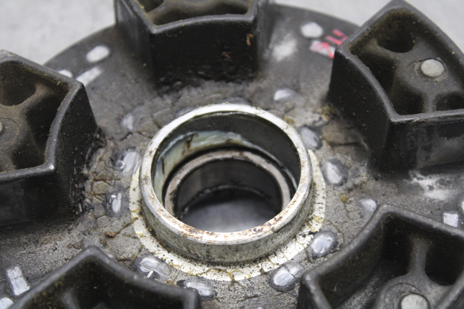 06-07 SUZUKI GSXR750 REAR HUB BB132