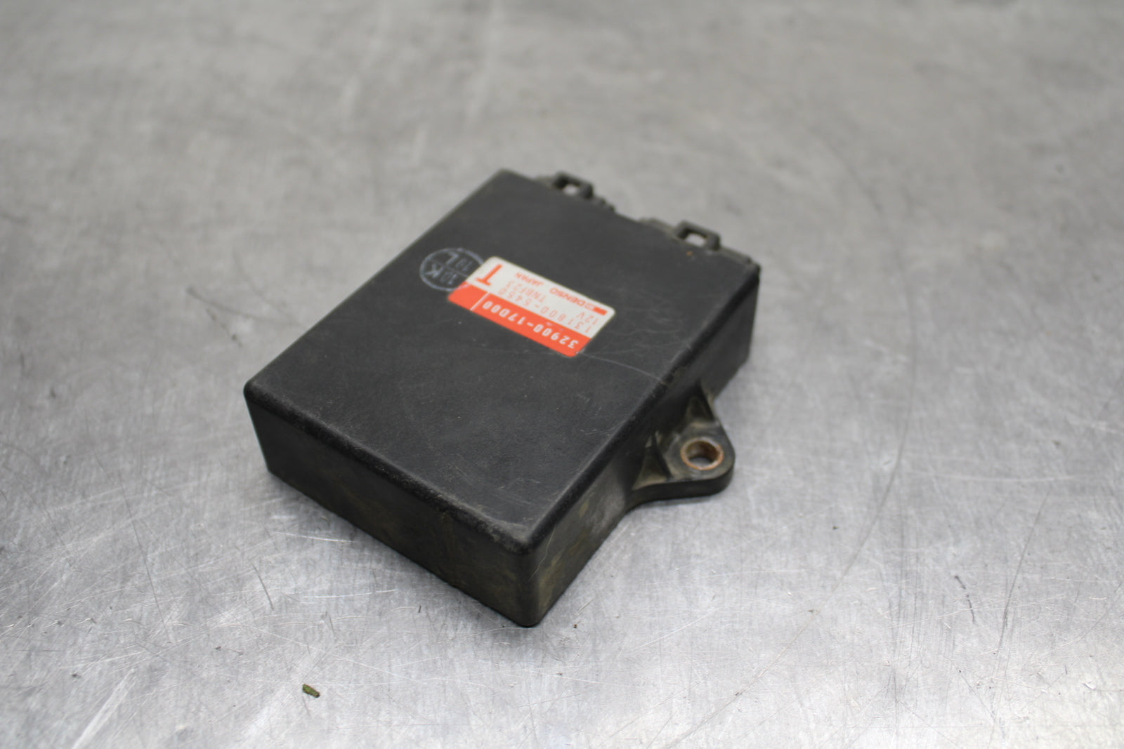 78 SUZUKI GS550E ECU COMPUTER CONTROLLER UNIT BLACK BOX ECM CDI BB133