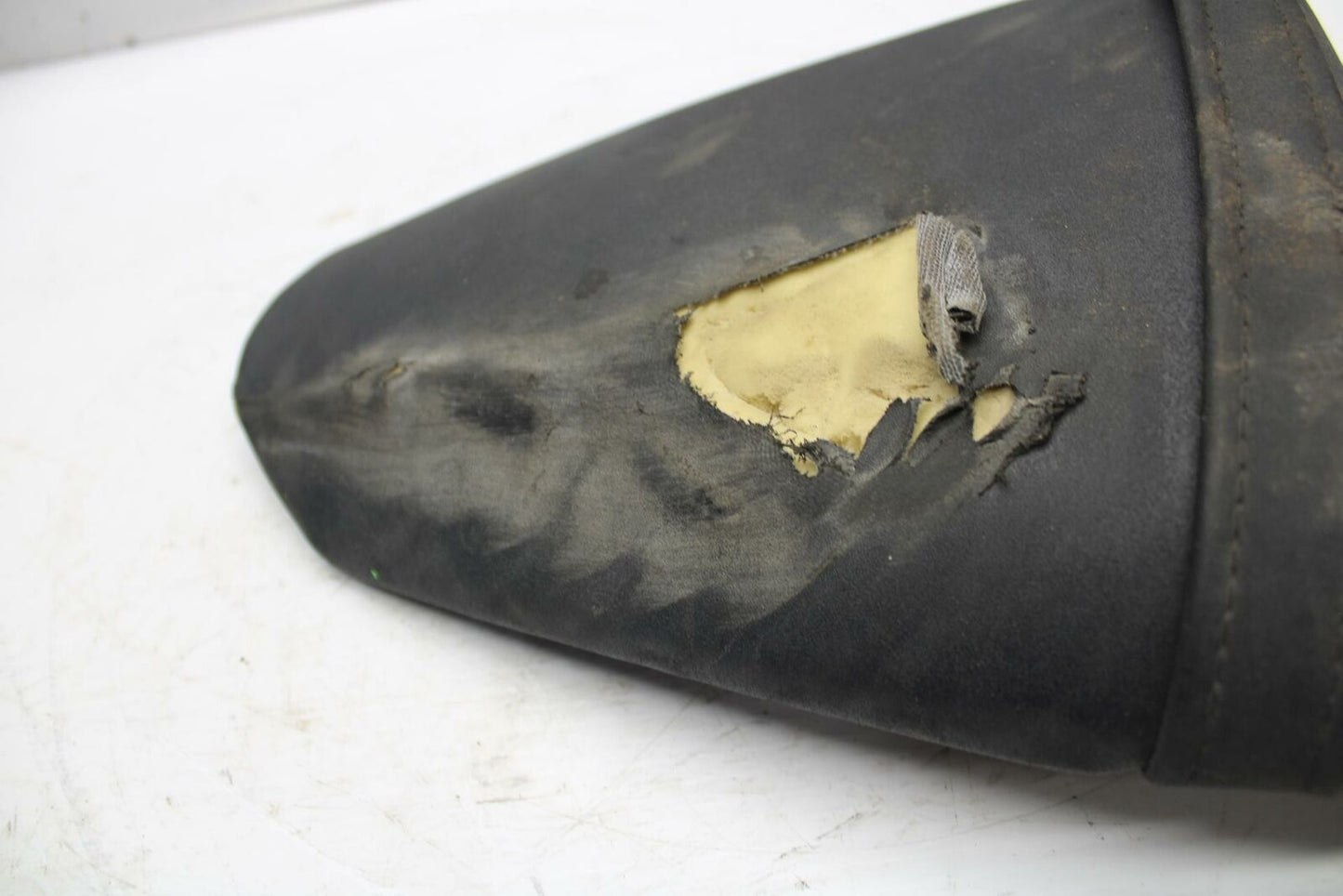 09-12 KAWASAKI NINJA ZX6R REAR BACK PASSENGER SEAT PAD SADDLE PILLION BB272