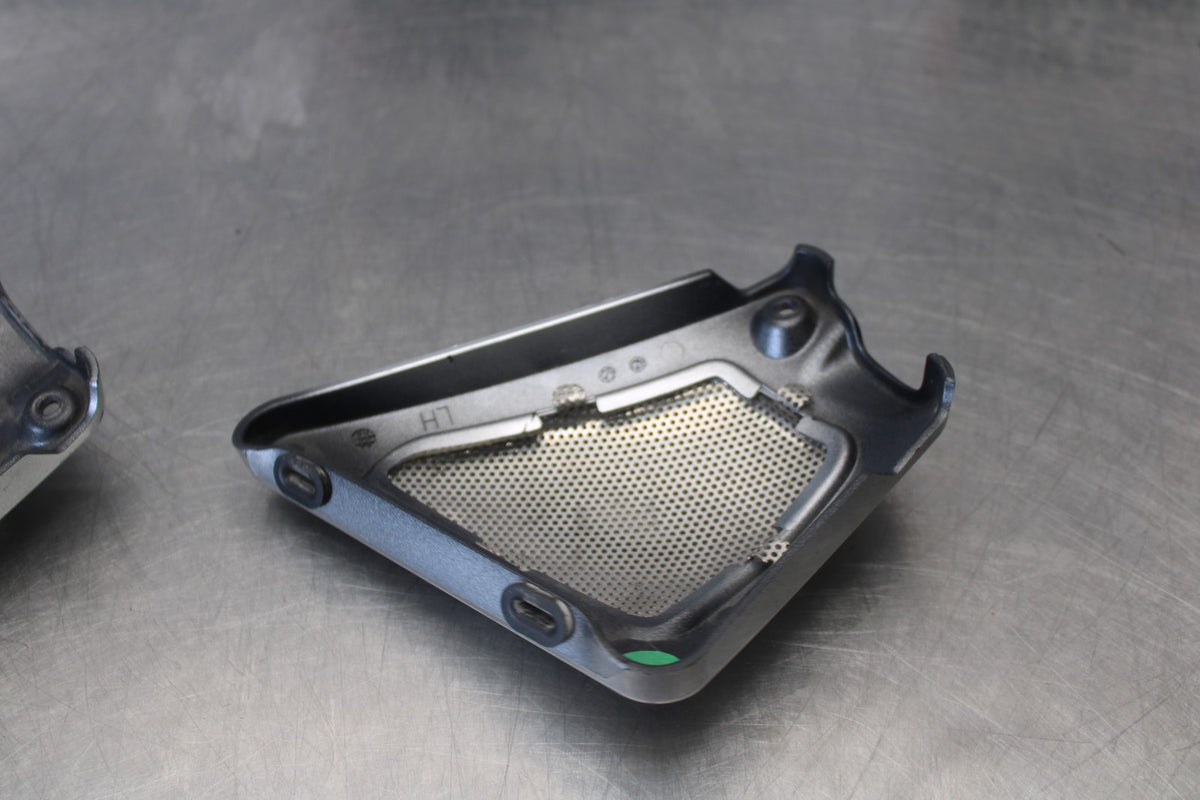 09-17 HARLEY-DAVIDSON V-ROD FRAME COVER COWL SET PAIR BB886