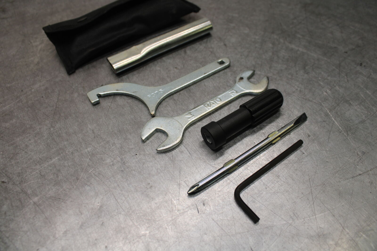 18-24 KAWASAKI NINJA 650 STOCK TOOLS OEM TOOL BAG KIT SET BB725