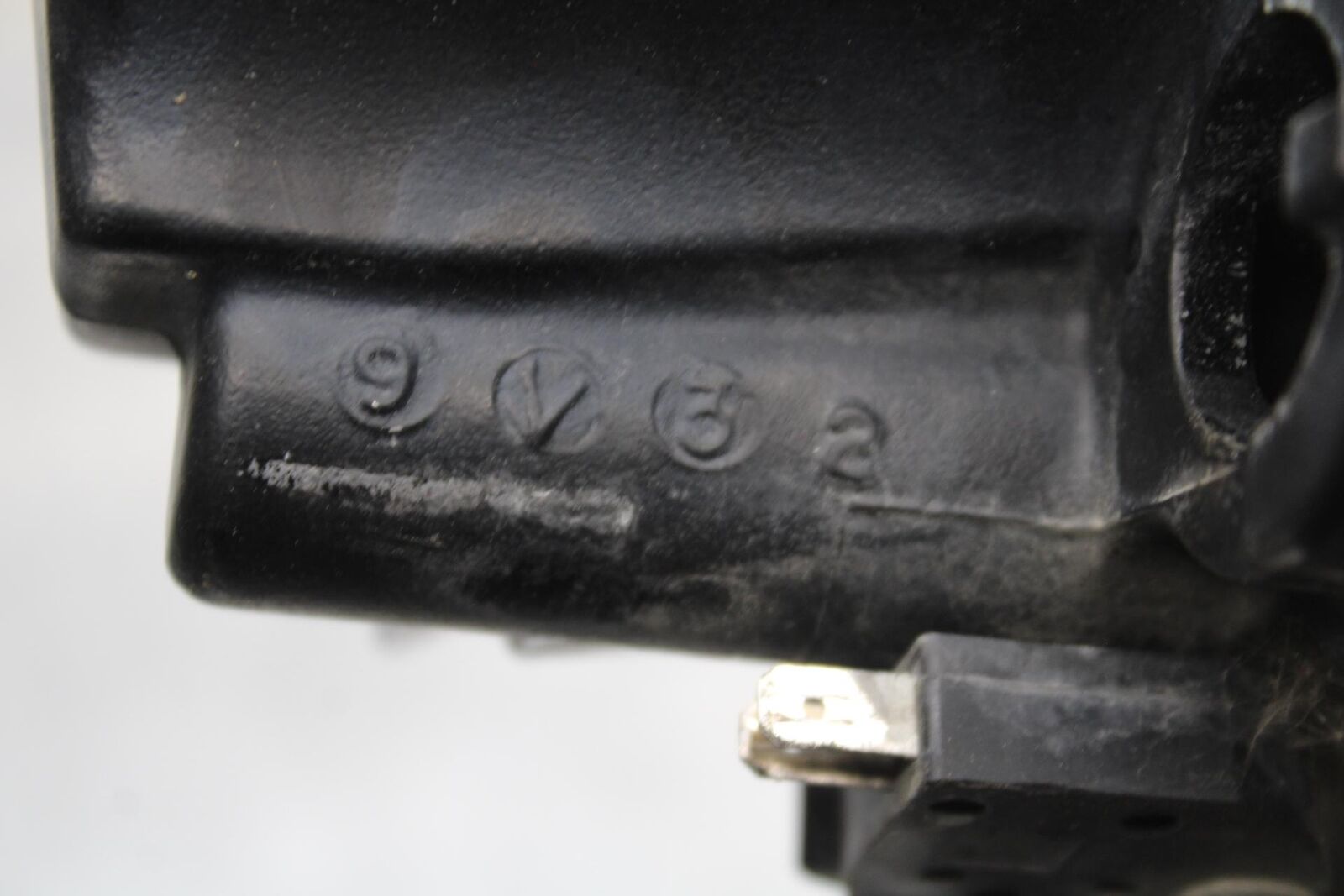 2000 Kawasaki Ninja ZX12R ZX1200A FRONT BRAKE MASTER CYLINDER w/ LEVER BB565