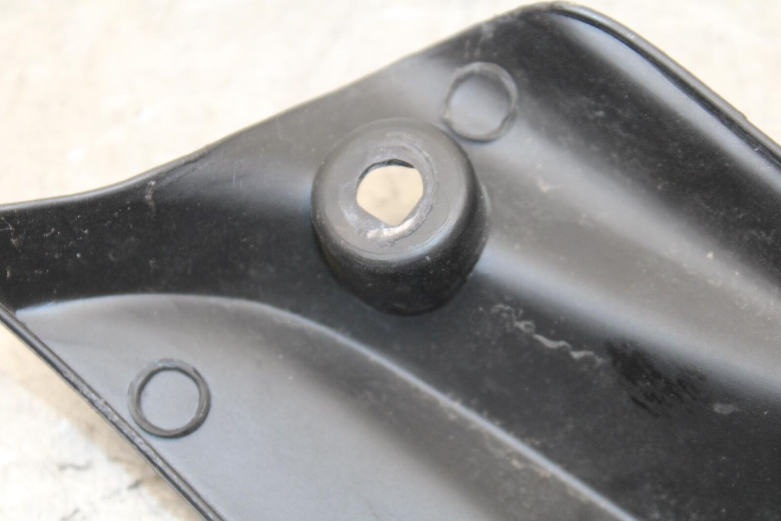 2011 Suzuki GSXR600 RIGHT FRAME SIDE COVER COWL PANEL TRIM BB94