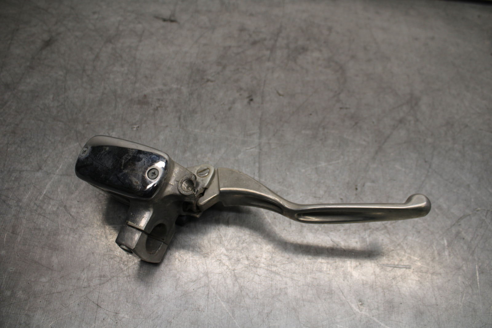 02-04 HONDA VTX1800S FRONT BRAKE MASTER CYLINDER BB712