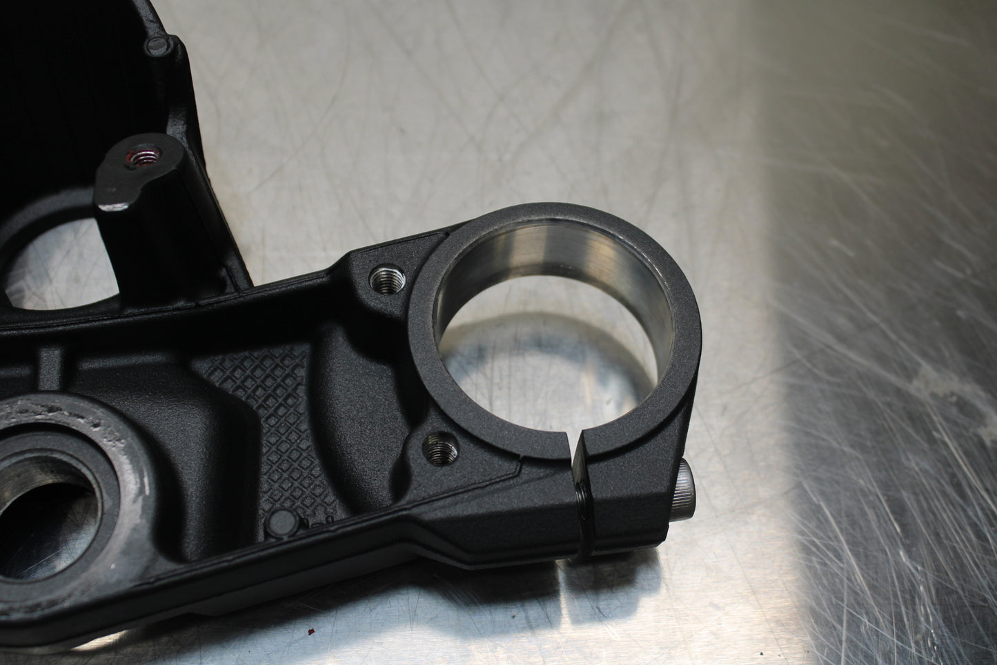 23-24 KAWASAKI NINJA ZX14R FORKS UPPER TRIPLE TREE CLAMP BB141