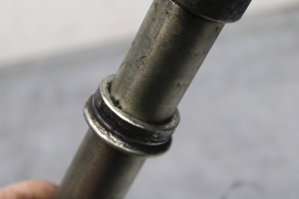 08-10 SUZUKI GSXR750 FRONT WHEEL RIM AXLE PIVOT BOLT BB127