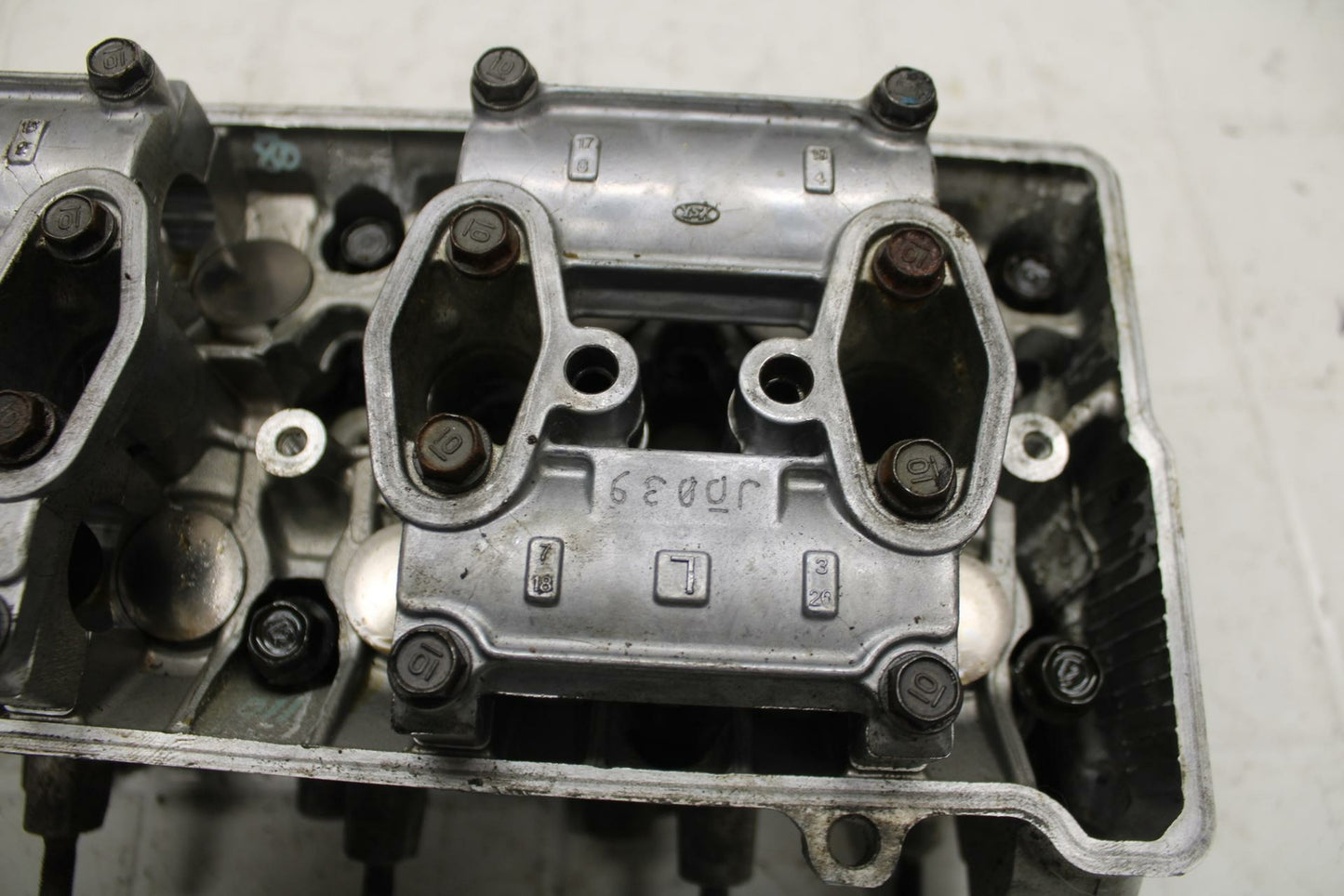 05-06 HONDA CBR600RR ENGINE TOP END CYLINDER HEAD BB399