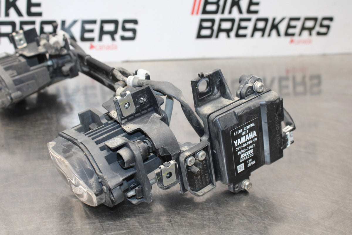 15-17 YAMAHA YZF R1 FRONT HEADLIGHT HEAD LIGHT LAMP & LIGHT CONTROL UNIT BB190
