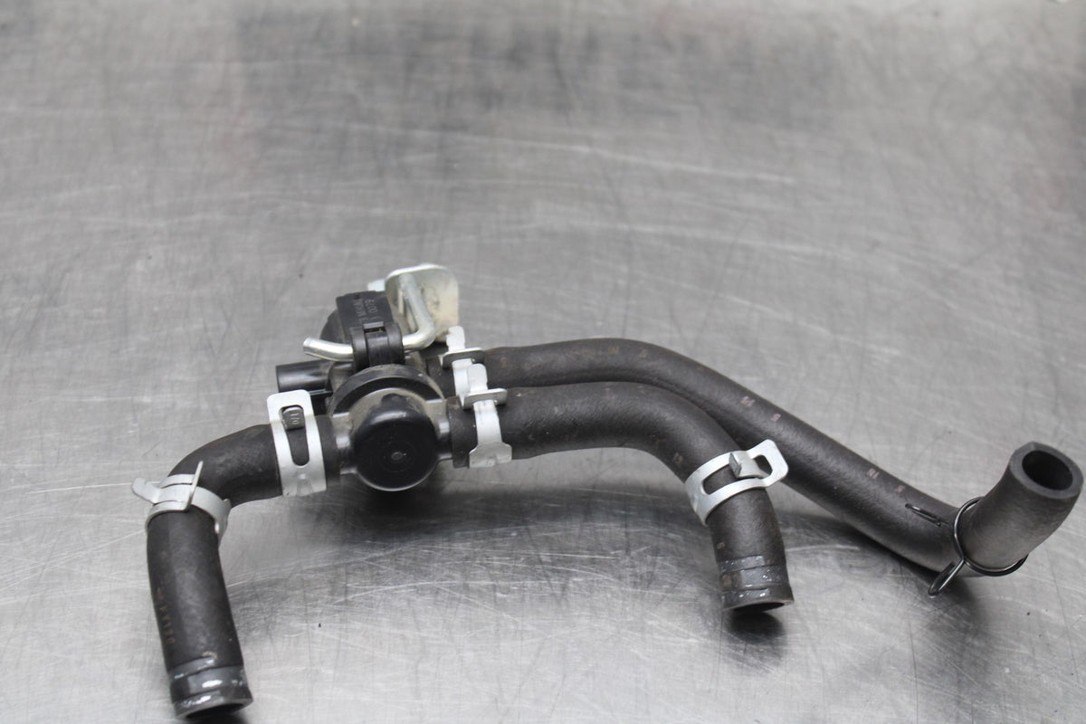 11-24 SUZUKI GSXR750 AIR VALVE SOLENOID TOP ENGINE SWITCH SENSOR BB630