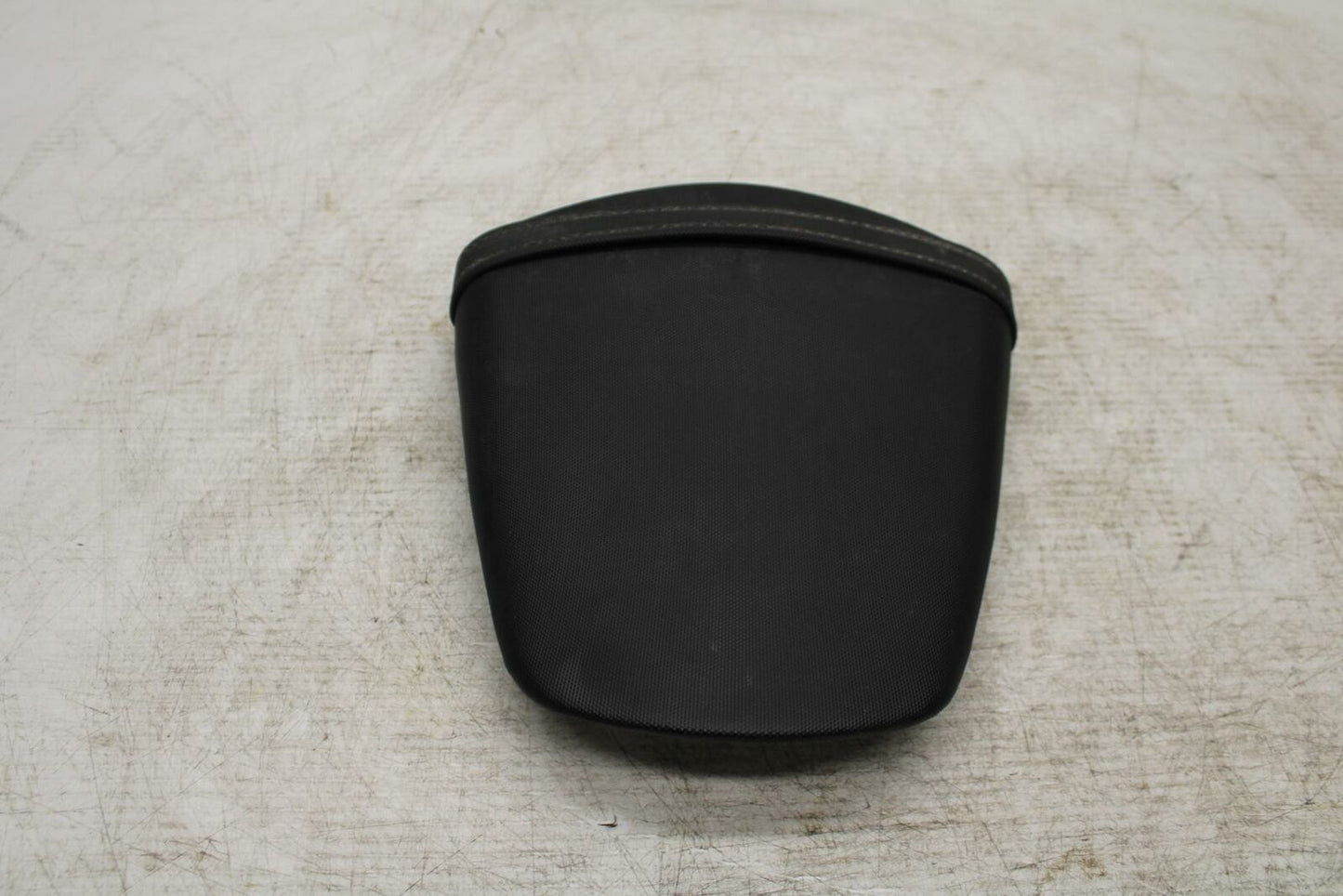 11-19 SUZUKI GSXR600 REAR BACK PASSENGER TANDEM SEAT PAD SADDLE PILLION BB371