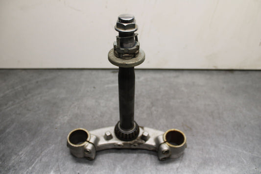1984 Yamaha Virago 1000 FRONT FORKS CLAMP LOWER TRIPLE TREE STEM BB117