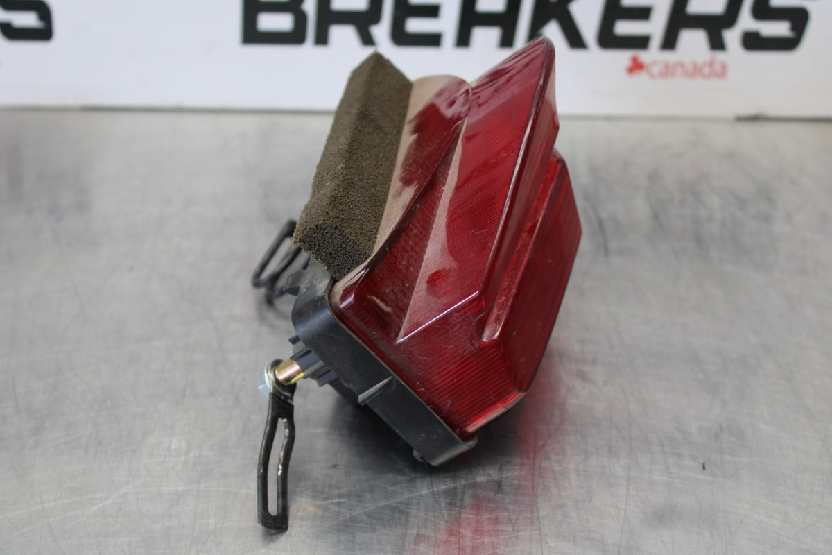 01-06 HONDA CBR600F4I REAR TAIL TAILLIGHT BACK BRAKE LIGHT BB185