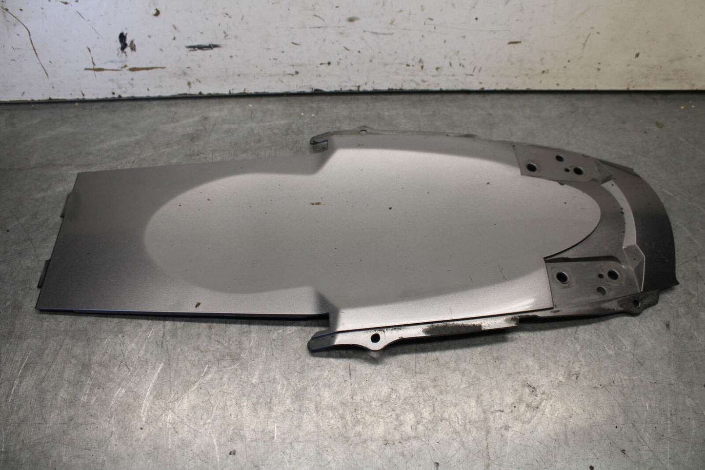 05-06 SUZUKI GSXR1000 REAR BACK TAIL UNDERTAIL FAIRING COWL FENDER BB663