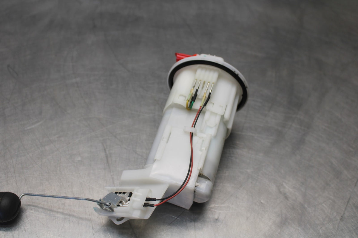 24-25 KAWASAKI NINJA 500 ABS FUEL PUMP GAS PETROL SENDER UNIT BB899