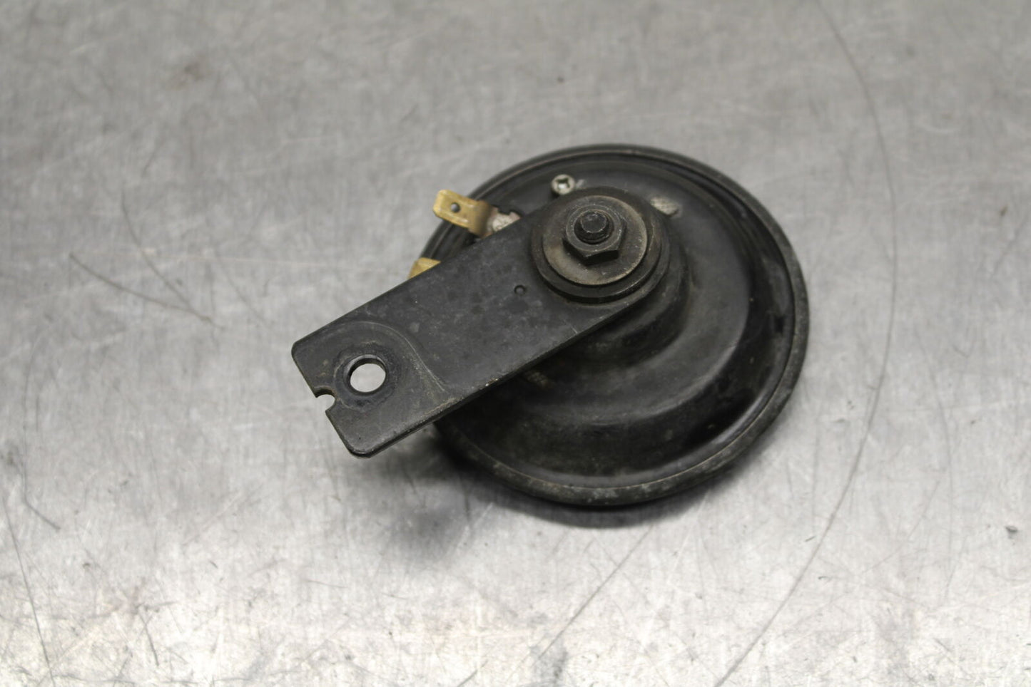 12-13 KAWASAKI Z1000 HORN SIGNAL BB743