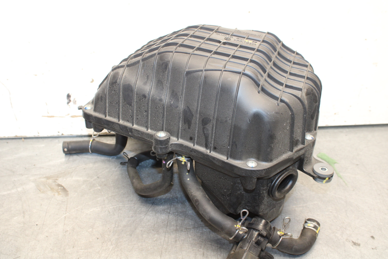 18-23 KAWASAKI NINJA 400 AIRBOX AIR INTAKE FILTER BOX BB660