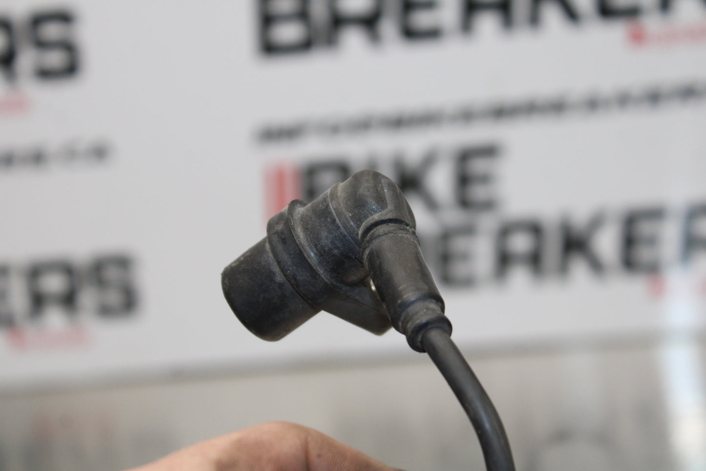 08 MOTO GUZZI BREVA 750 SPEED SPEEDOMETER SENSOR BB154