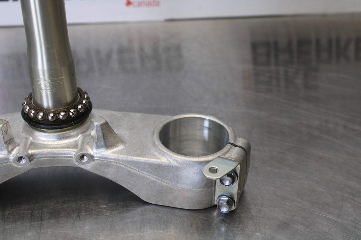 23-24 KAWASAKI NINJA ZX14R NEW!! FRONT FORKS CLAMP LOWER TRIPLE TREE STEM BB169