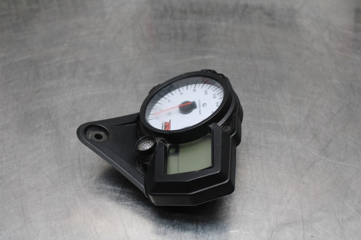 06-07 SUZUKI GSXR 600 SPEEDO GAUGES DISPLAY CLUSTER SPEEDOMETER TACHOMETER BB178