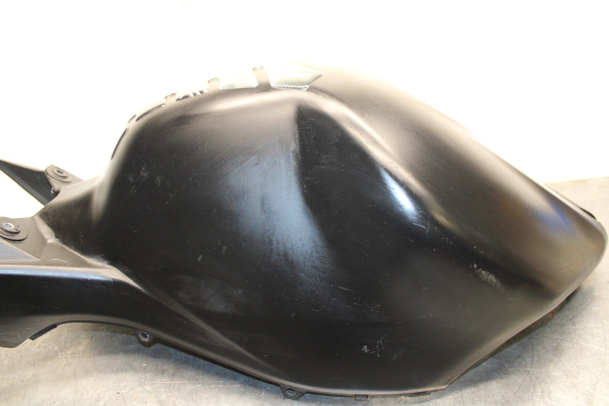 06-07 HONDA CBR1000RR GAS TANK FUEL CELL COVER FAIRING COWL BB756