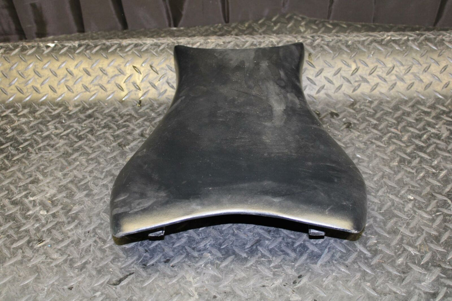 12-16 HONDA CBR1000RR FRONT DRIVERS SEAT PAD SADDLE PILLION BB176
